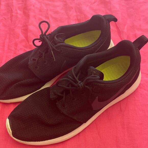 Nike Roshe Run Training shoes- Sz 10 - Picture 2 of 12